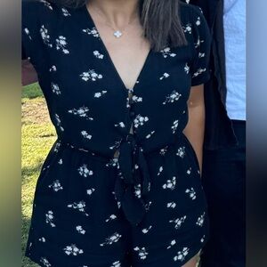 Abercrombie & Fitch Black Floral Romper